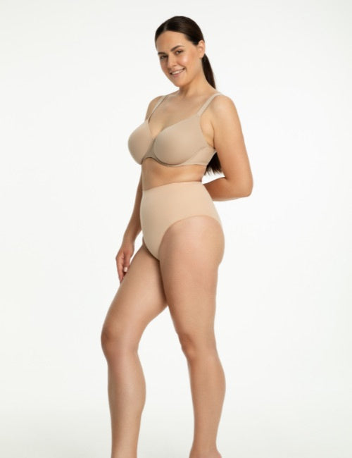 Julimex Formuojančios kasdieninės besiūlės klasikinės kelnaitės SEAMLESS MAXI 471 NUDE