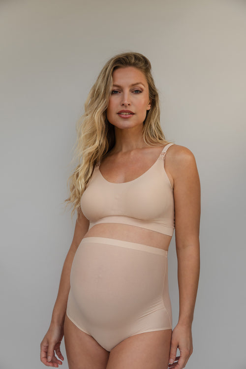 ByeBra Besiūlės aukšto juosmens boxer kelnaitės nėščiosioms MATERNITY BOXER BEIGE