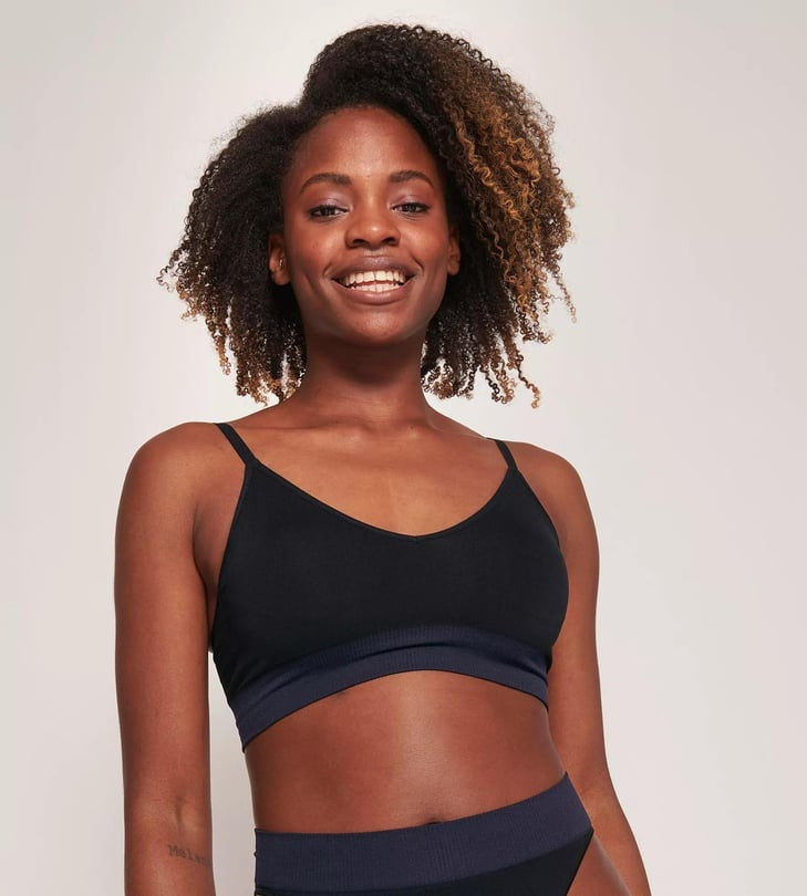 Sloggi Braletė su pakietinimu ir alavijo mikrokapsulėmis EVER INFUSED ALOE BRALETTE BLACK